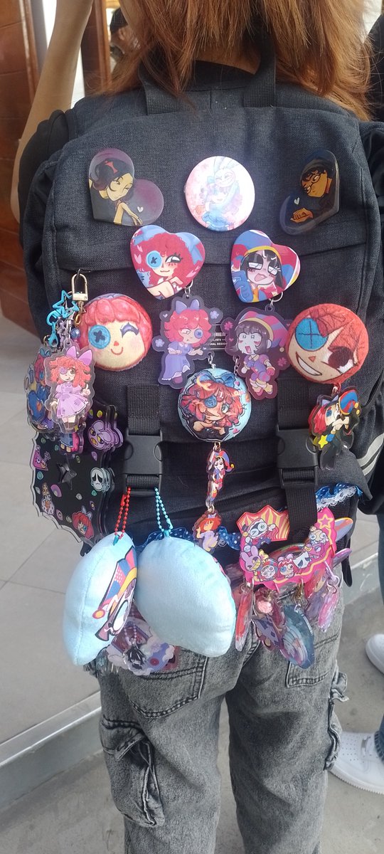 Danny2xpng's tweet photo. Found this beautiful ragapom backpack oughgggjhhh https://t.co/T54LkbcL05