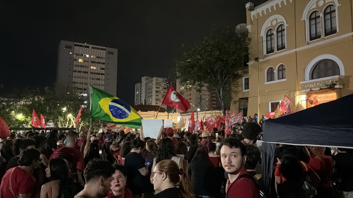thisdracarys's tweet photo. LULA VAMOS VIRAR https://t.co/LoweSumg2x