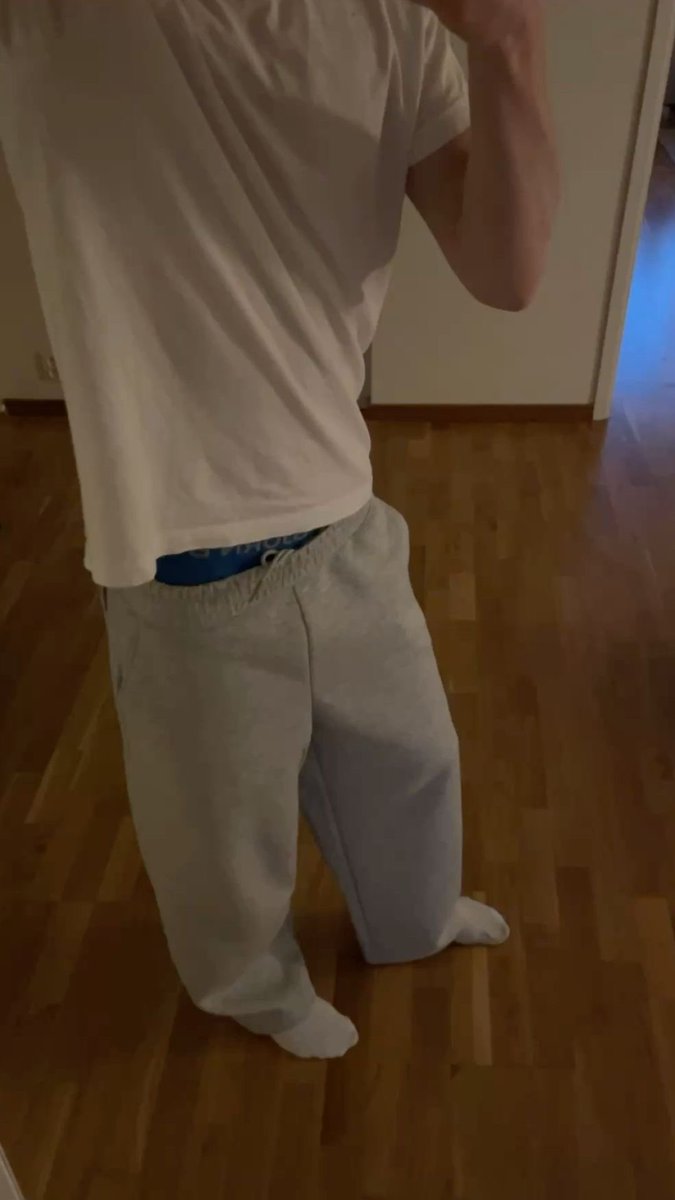 ukdiaperboy1's tweet photo. Donate to my throne for some extra content and chats ;) https://t.co/7Z5PUievKo

#diaperboy #diaper https://t.co/99zGOym0Kr