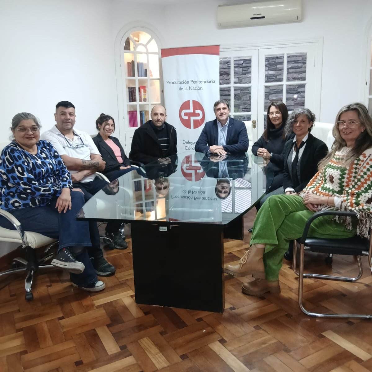 PPNArg's tweet photo. 🏛️ Finalmente, el procurador y el equipo de la Delegación Córdoba mantuvieron un encuentro de trabajo en la nueva sede local del organismo. Durante la jornada, analizaron la agenda prioritaria de la región y evaluaron las líneas de acción para continuar fortaleciendo la protección y promoción de los #DDHH.