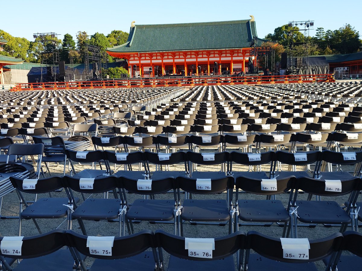 jyobi7bon's tweet photo. ライブ開始まであと11時間後 https://t.co/2N4ALIPeRp