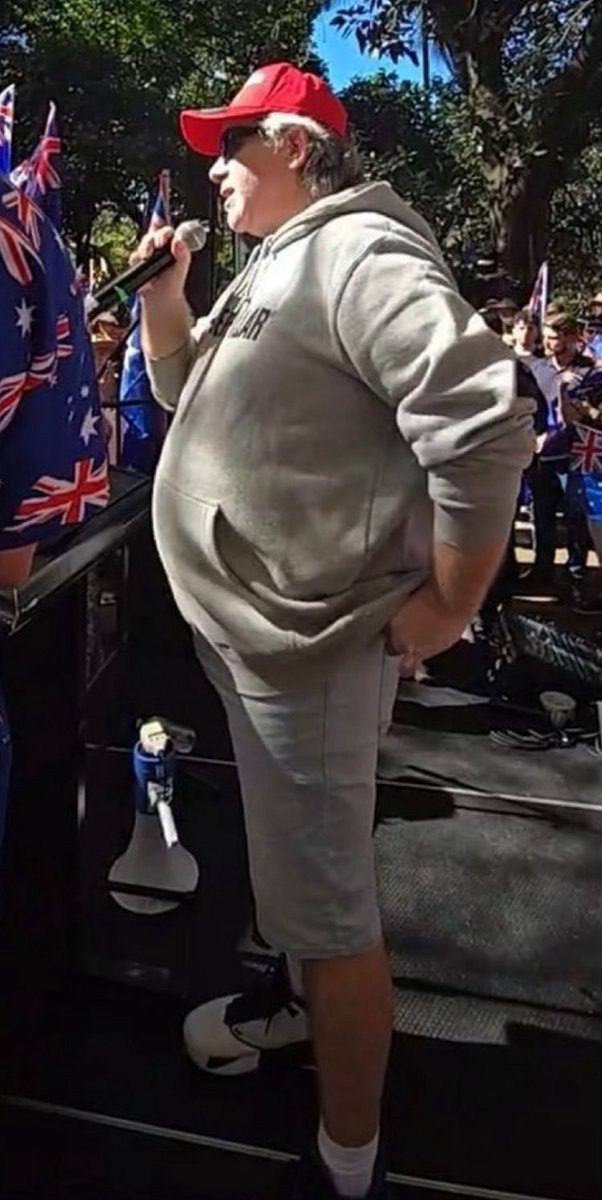 JundehRape's tweet photo. @Bender_Aus You are irrelevant, I'm a 50 follower shitpost account and I have infinitely more gravitas than you. Well, you have actual gravity due to being an obese fаggоt https://t.co/C9XywR1Qhg