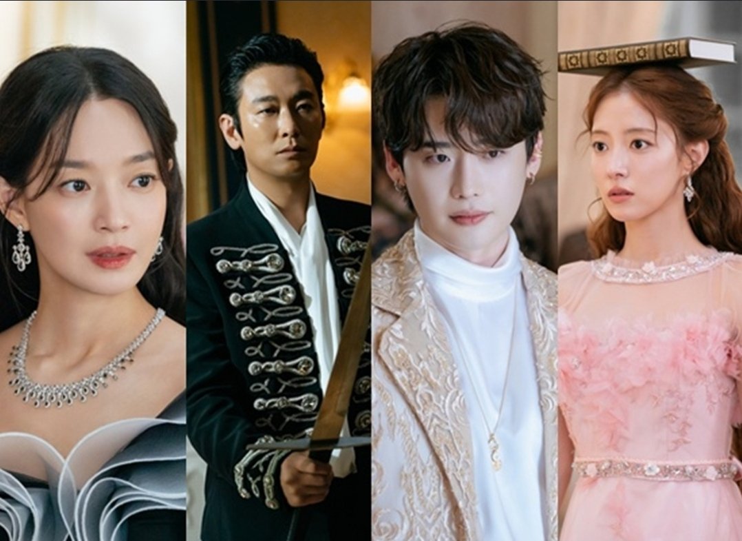 kdragontwt's tweet photo. PD being honest 😆
"There are some parts that feel a bit cringey and awkward, but please bear with it as you watch." 

And #LeeJongSuk 🥰:
"I thought I wouldn't have another opportunity to play a prince during my acting career. I felt it would be great fan service for my fans. https://t.co/1s6ExN8Lh6