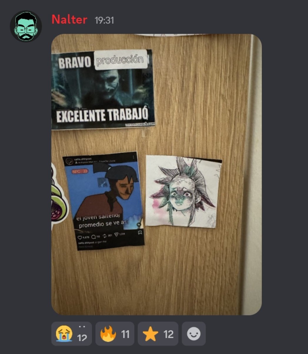 viverrisimo's tweet photo. El mismismo creador de #Electroandes apareció en el discord del fandom y ya empezó a tirar memes que hacia la propia producción 😭 https://t.co/9a57GtjSNw