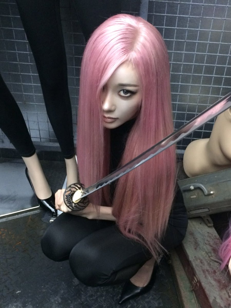 dittoogrl's tweet photo. the urge to dye my hair this specific kind of pink https://t.co/OIwfDkEl2l
