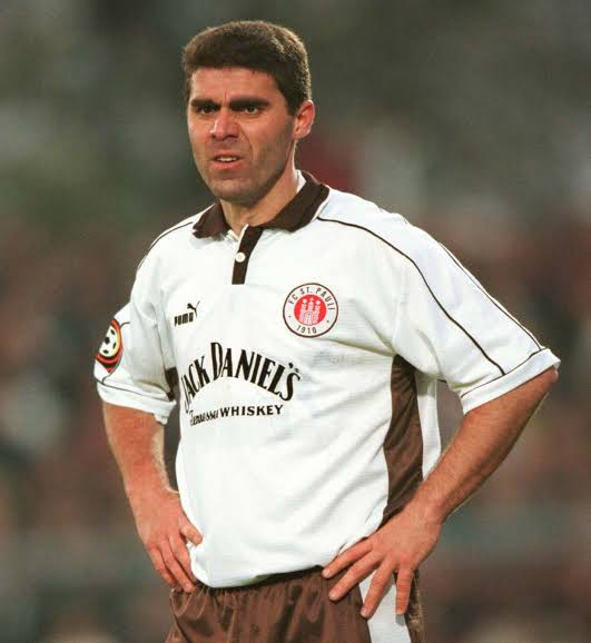 garimpo_jerseys's tweet photo. 🇩🇪 Camisa retrô FC St. Pauli - Alemanha
👕 Temporada 1999/2000. Puma/Jack Daniel's

https://t.co/jhOxQIZq9r https://t.co/SQZfdySzsT