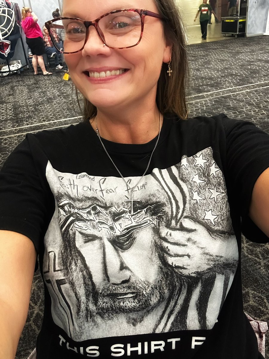 kellyannelu's tweet photo. I’m so excited for my first worship show @mercyme
Sporting my Jesus gear made by the talented @fziamond
#JesusIsKing
🙏❤️✝️💫 https://t.co/uoyQN9HnzR