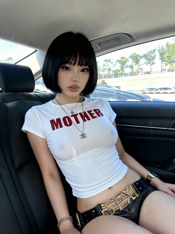 Mochiieater's tweet photo. Rate me bunny https://t.co/gwL566KtzQ