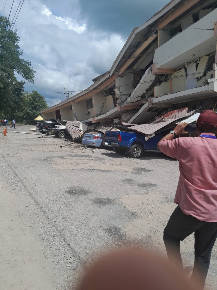 INFORMADORCHILE's tweet photo. Videos | Un fuerte terremoto sacude Panamá https://t.co/Ji35Yk4uD9 https://t.co/f7D1O4vtD4