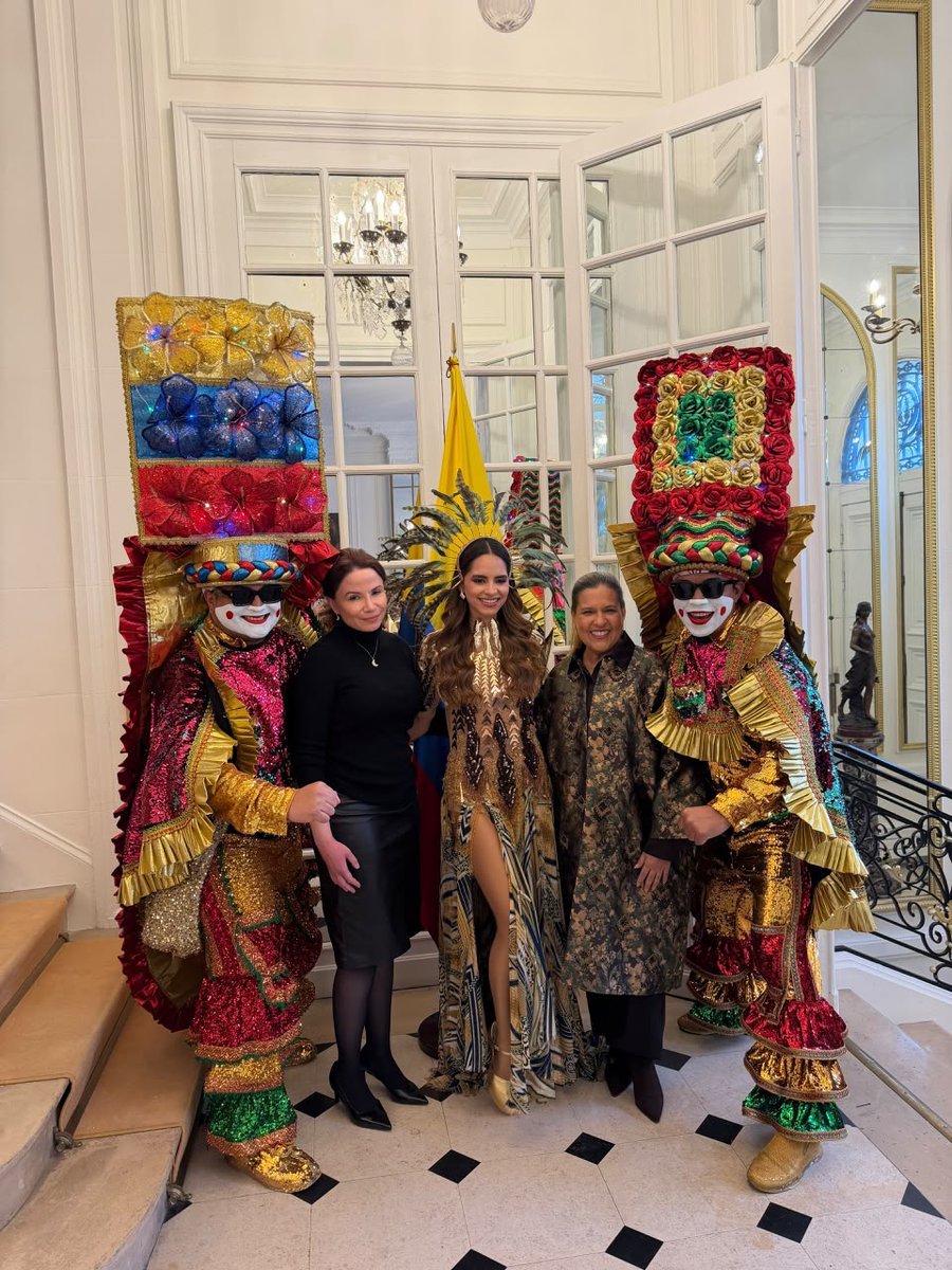 elheraldoco's tweet photo. 20 años después de la declaratoria de su Carnaval, Barranquilla ha sabido mantener y proteger su patrimonio: UNESCO ➡️ https://t.co/7g1J82JD0a https://t.co/UVWmv9dK0p