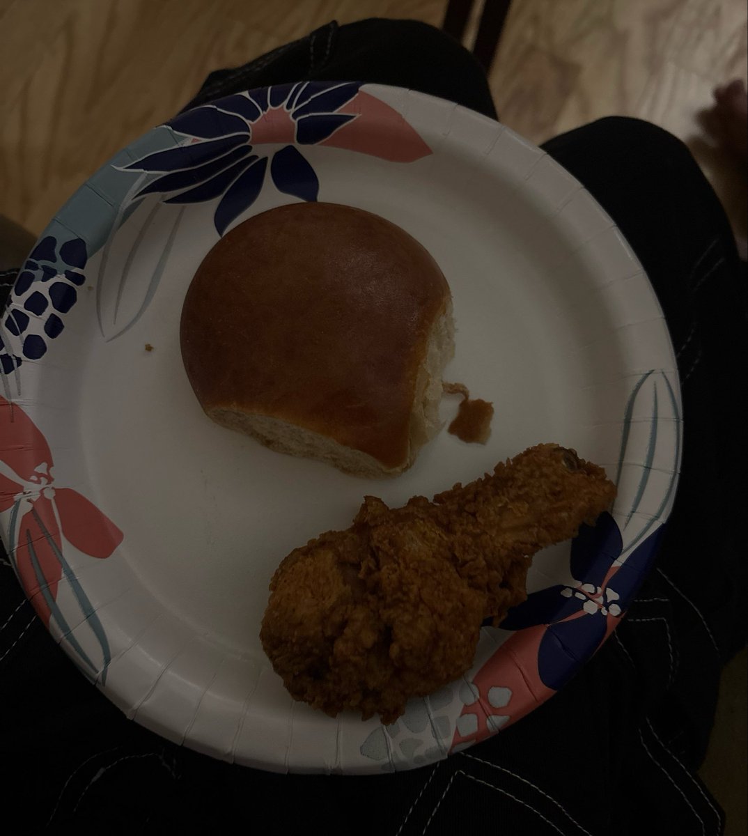removespongebob's tweet photo. the roll is 160c im guessing the chicken wing is 350? idk help https://t.co/HqA7lPpz1k
