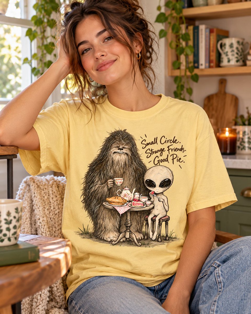 amomentofnow's tweet photo. Small circle. Strange friends. Good pie. π½π«π²
Bigfoot and his alien bestie know the best plans are the weird, cozy ones.
https://t.co/oBIevui0hA
#BigfootHumor #AlienVibes #HomebodyStyle #GraphicTee #AMomentOfNow https://t.co/o3jTj3VAsR