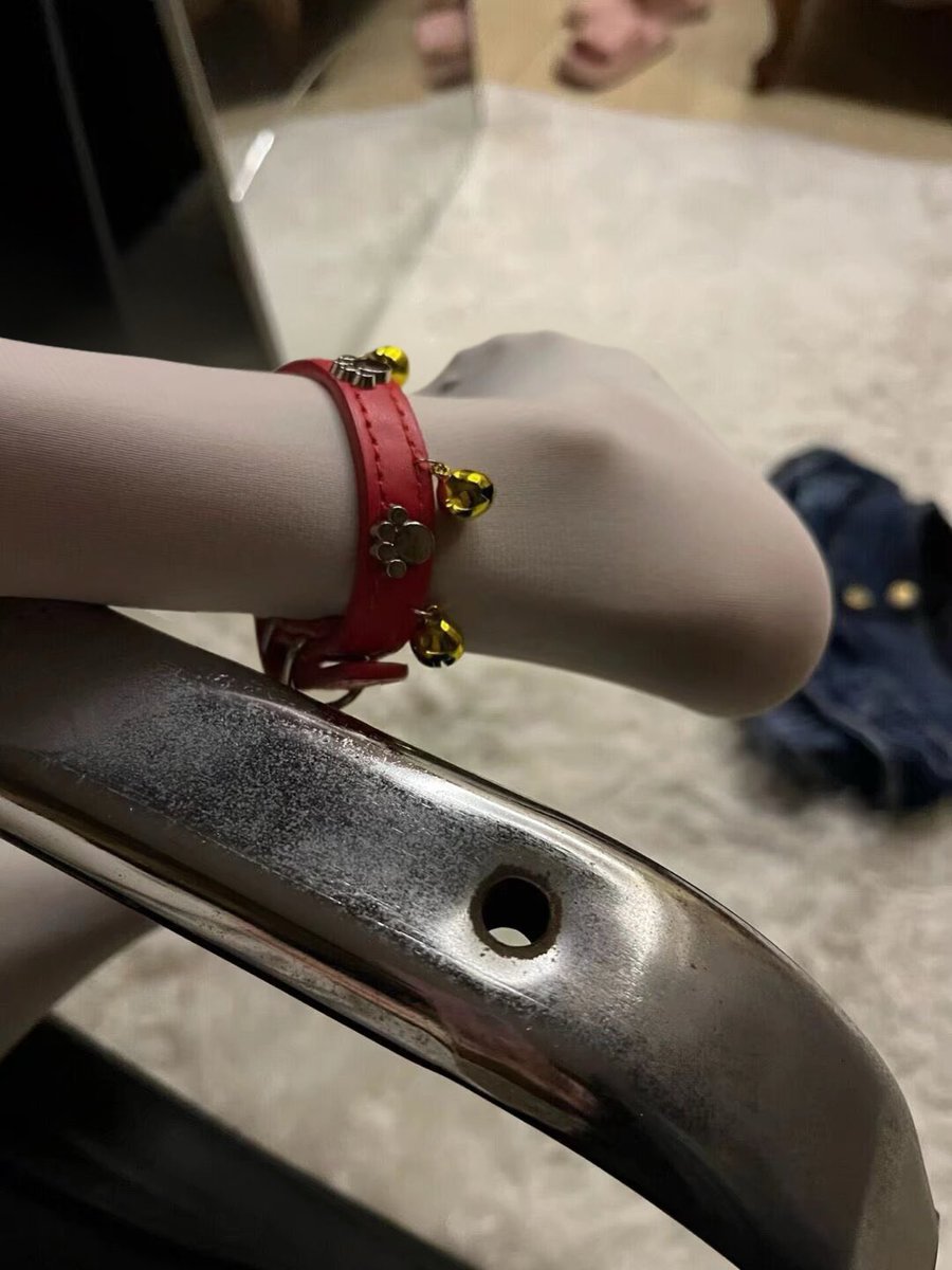 uuiods's tweet photo. 嘿嘿🤤 https://t.co/cz4MxihZtH