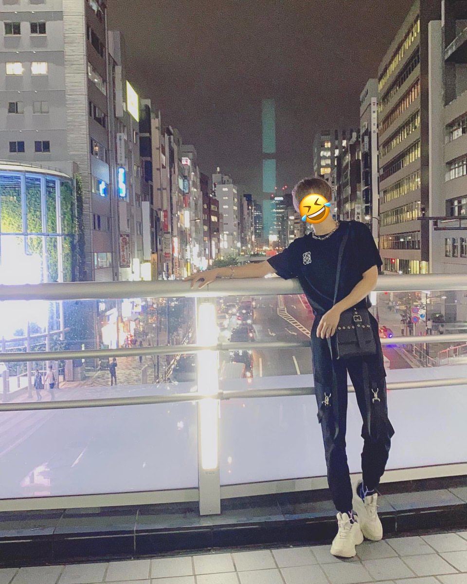 nvansIsfp's tweet photo. 02｜成人済｜通話◎
一途｜寂しがり｜夜行性

軽い関係より
深くなれるひとがいい。

迎えにきて　☾

 #病み垢さんと仲良くしたい 
 #病み垢さんと絡みたい 
 #病み垢女子さんと繋がりたい 
 #病み垢男子さんと繋がりたい 
 #友達ください https://t.co/xIe6ANKWB5