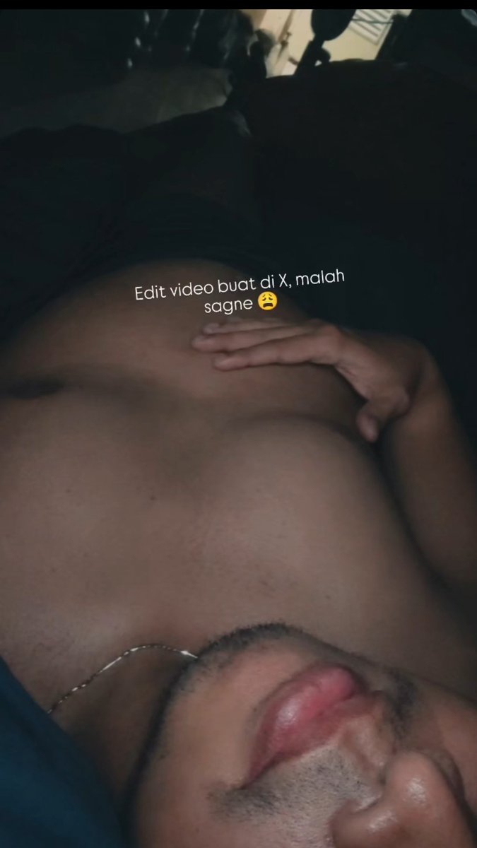 BiGtOoLteler's tweet photo. 😩😩🤭 https://t.co/gcMxCsVXKx