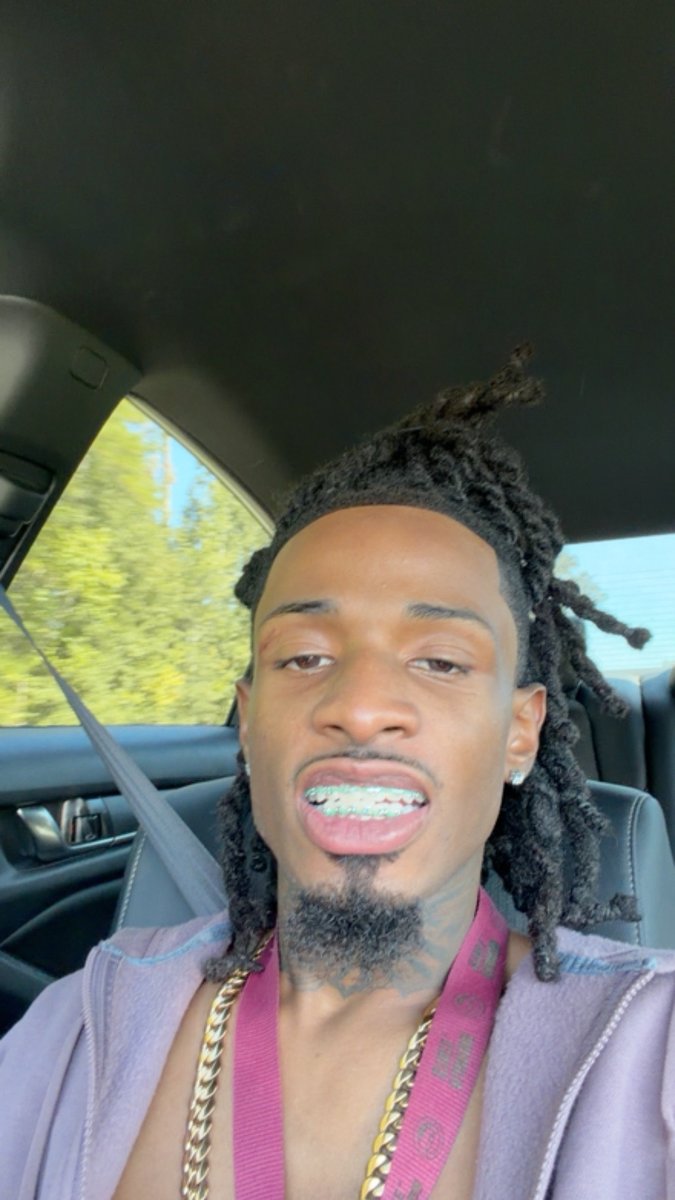 YNFINESHIT tweet picture