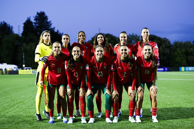 Portugal women take big step towards World Cup 2027 with 4-0 win in Northern Ireland https://t.co/ia4PNlf8IQ https://t.co/y0sjdm7ac7