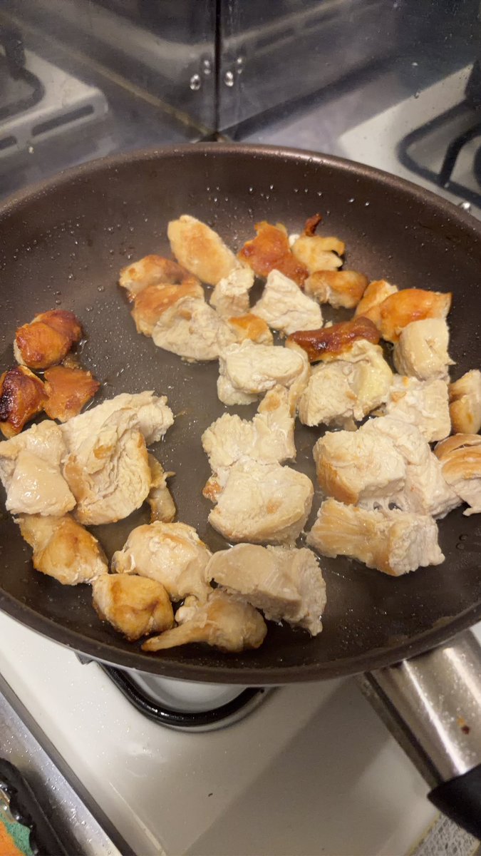 seitassmile's tweet photo. 鶏肉焼き焼き🍗 https://t.co/V52nIdHQNv