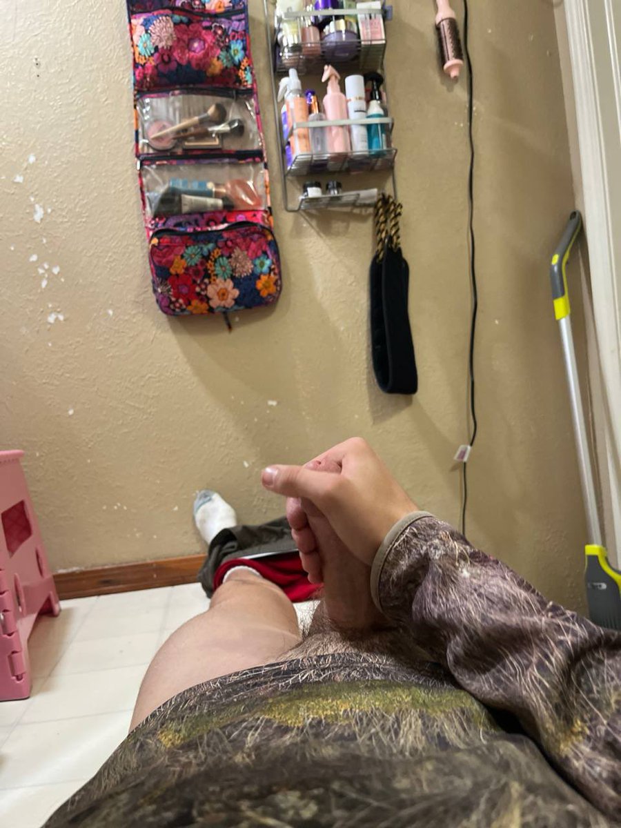 Alpahben's tweet photo. Fags, it’s Friday  drop that entire paycheck at the foot of My throne right now. Every last dime belongs to Me. Drain it, kneel, and thank Me for the privilege. 💰👑  
#Findom #Paypig #FridayDrain #ThroneTribute #FagTax #CashSlave #WalletRape #GoddessWorship https://t.co/i96kURczti