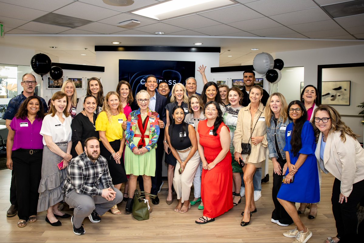 RobReffkin's tweet photo. Compass Burlingame! Loved being back on the Peninsula with this group of real estate professionals. Thank you for the care you put into everything you do. Can’t wait to see you all again soon! https://t.co/FpDYBTVqjI