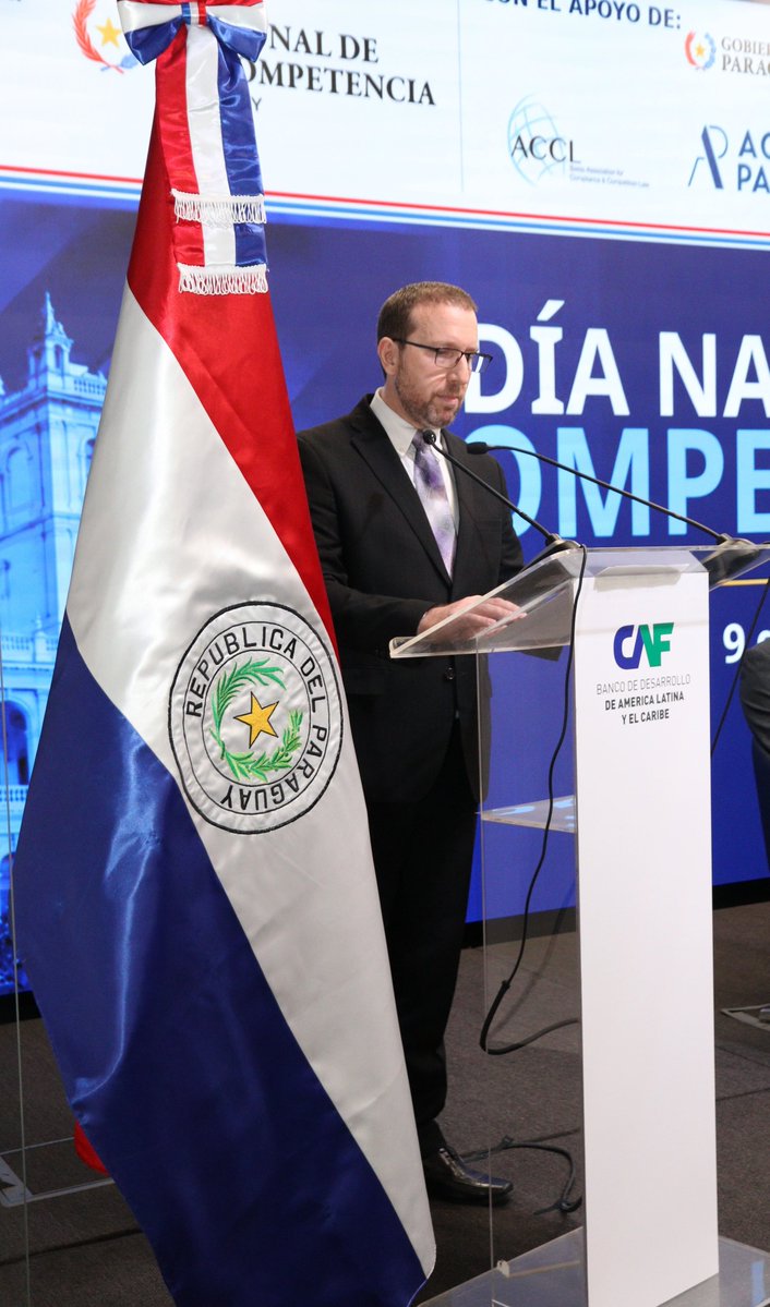 conacompy's tweet photo. El acto de apertura contó con las palabras del Presidente de la República, Santiago Peña; de Jorge Srur, Gerente Regional Sur y Representante de CAF en Paraguay; y de Eduardo Barros, Presidente de la CONACOM.

#GobiernoDelParaguay #MIC #PresidenciaDeLaRepublica #CAF https://t.co/sWo7zO3imd