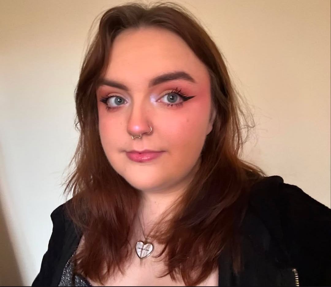 Samzs0p's tweet photo. Cuck wants Alice to be exposed and made into a web slut. Save and share her

DMs open to submissions https://t.co/4d8sprYfNq