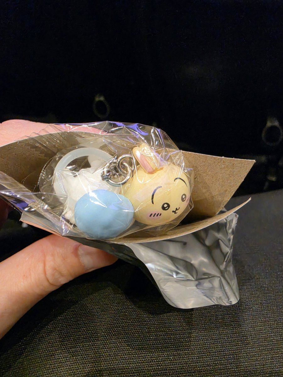 zappinkun's tweet photo. ちいかわ　映画　チャーム　第6弾　特典

譲　うさぎ・モモンガ

求　ちいかわ・ハチワレ

本日10/10のお昼まで錦糸町にいますので
手渡し交換希望です。
よろしくお願いいたします
8時の回を見ていますので終演後から交換可能です。 https://t.co/PB6fP8uyWv