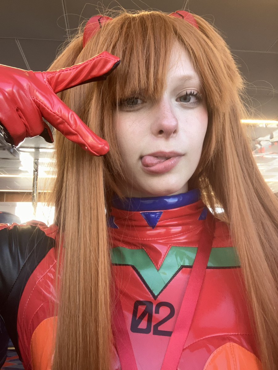 applesforaddi's tweet photo. me as asuka!! :3 i went to New York comic con as her!! So fun!!🍓💕 https://t.co/n3JL4sVh2x