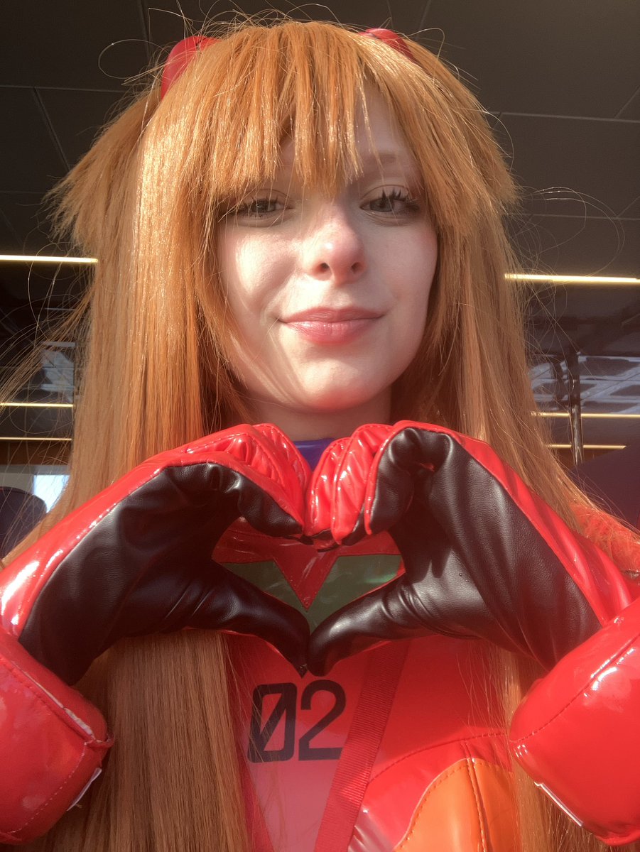applesforaddi's tweet photo. me as asuka!! :3 i went to New York comic con as her!! So fun!!🍓💕 https://t.co/n3JL4sVh2x