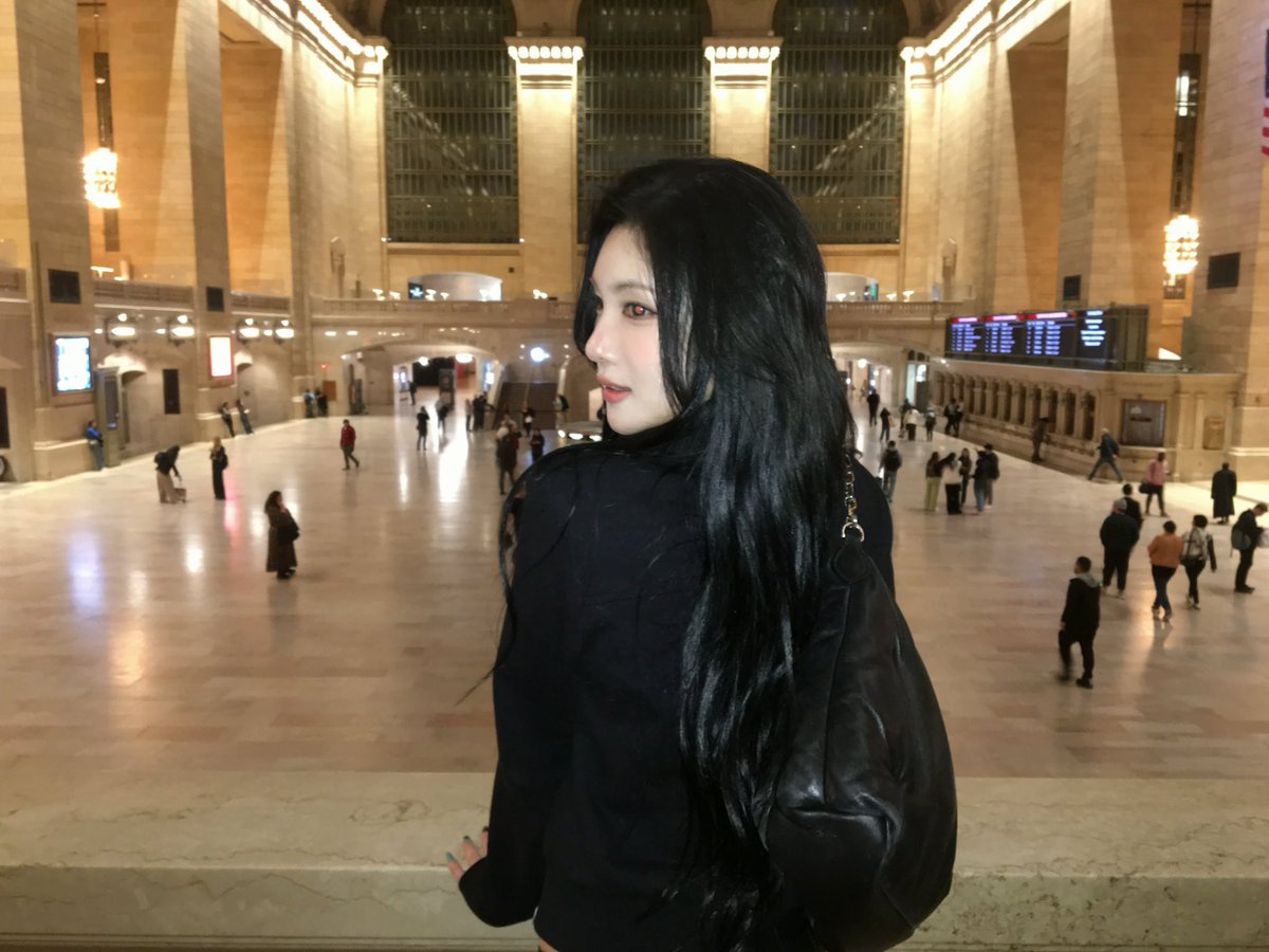 H2H_NEWS's tweet photo. 261010 JUUN WEVERSE POST

“let’s go on a date🖤🩶”

#Hearts2Hearts #하츠투하츠 #H2H @Hearts2Hearts https://t.co/dVbaCIu7tb