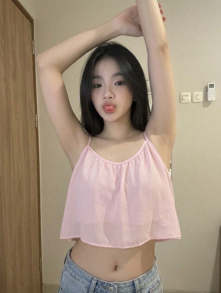 rizzjktai's tweet photo. erine nungging bikin sange🥵💦💦
link di pin/bio https://t.co/r4OtSPfR1n