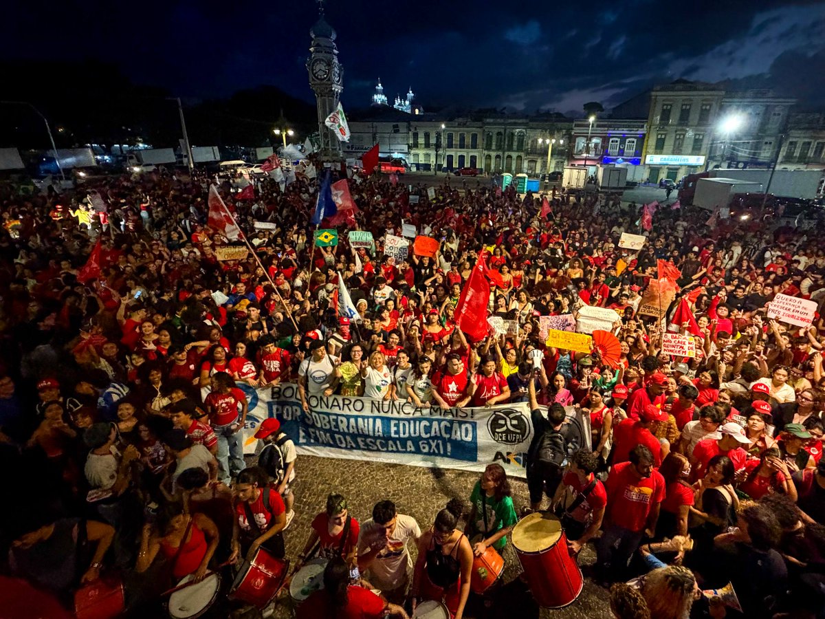 MidiaNINJA's tweet photo. Ato em Belém: mobilização pelo Lula no segundo turno!

Fotos: olhardesantos https://t.co/qe6HsYWRR8
