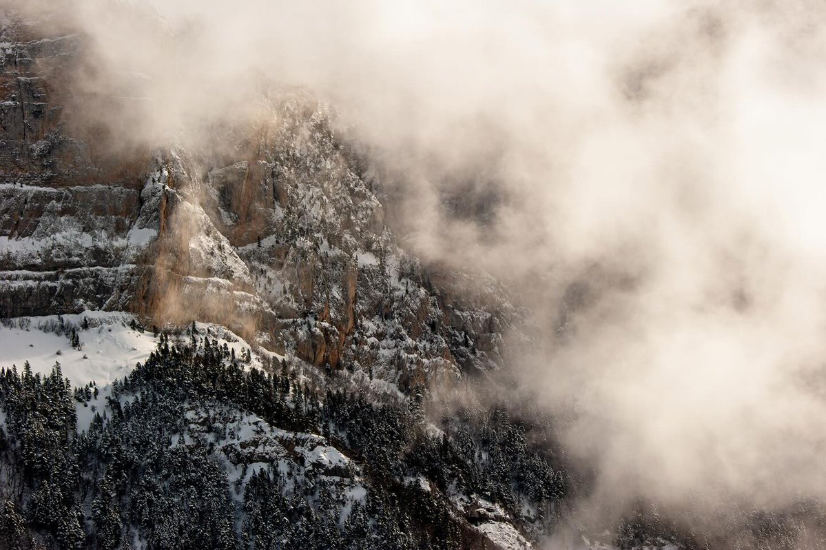 samiropi's tweet photo. Les falaises du Glandasse, un spectacle naturel saisissant. https://t.co/hBDBoludtr