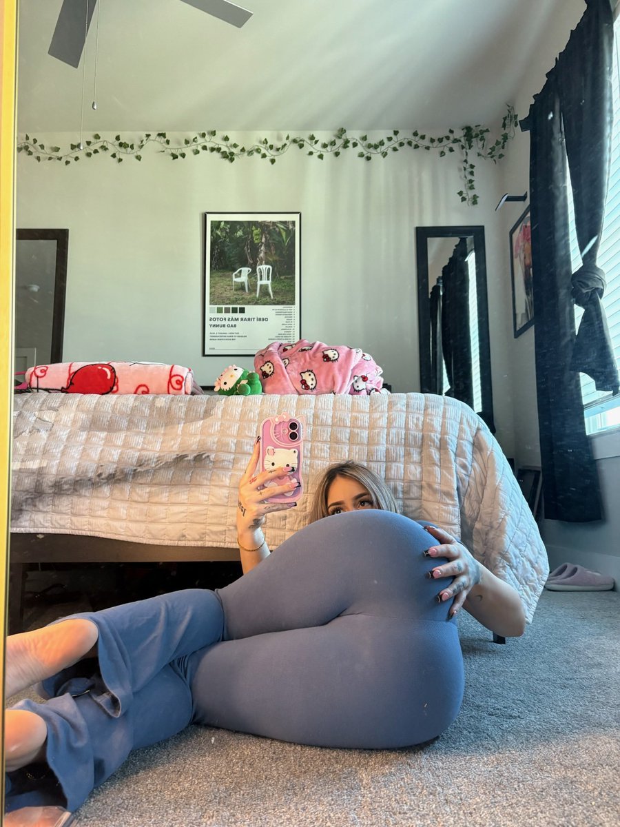 Ceeceezp's tweet photo. ‌I bet you’re curious what happens right after this photo… #freakyFriday always proves the videos are outstanding.......
https://t.co/Hcf56Jiogf 

#camgirl #freakysex #kinks #porn #usafreaks #germany #nsfw #cuckold https://t.co/zDyuSkuToN