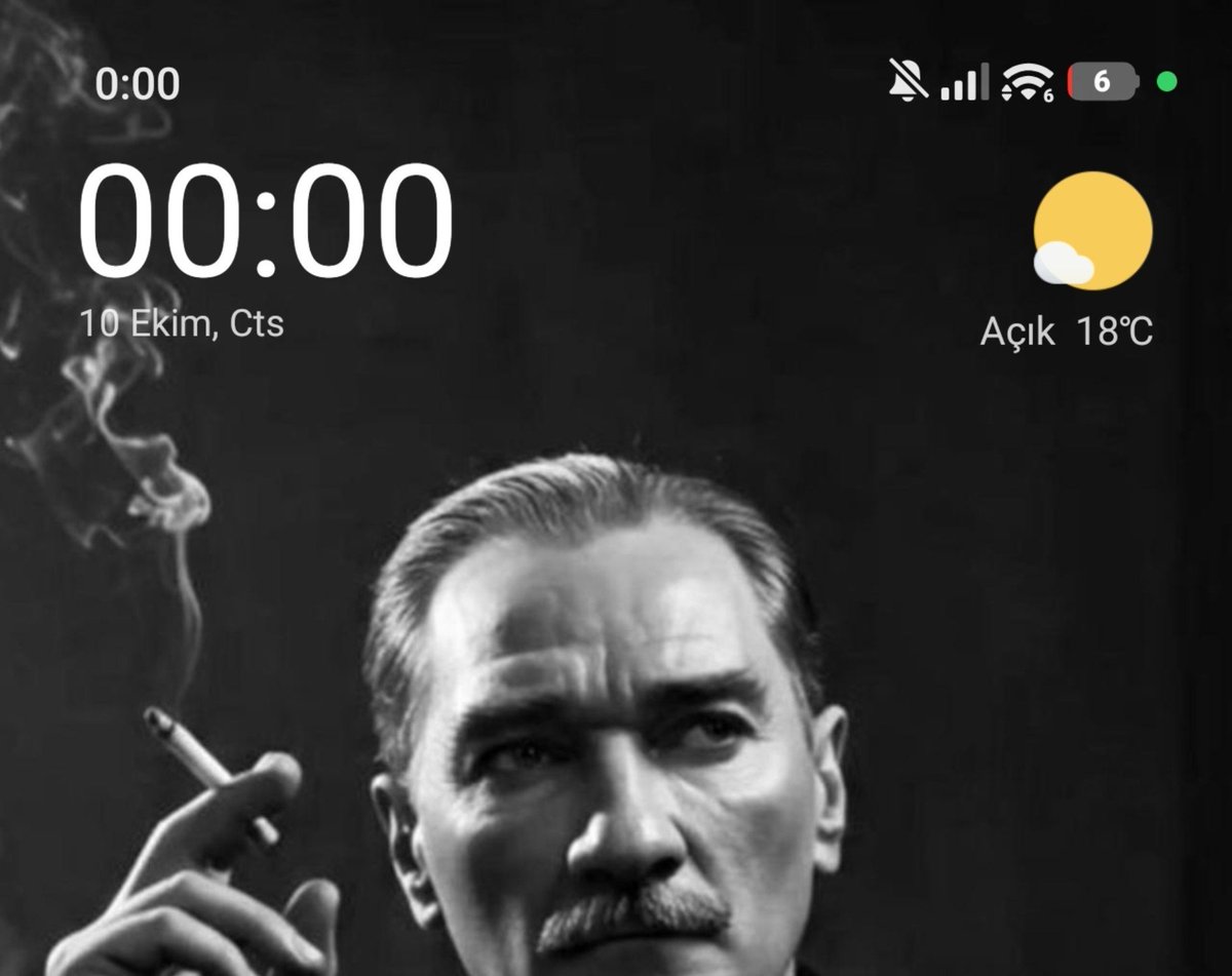 knehirlc's tweet photo. Yeni bir yaş daha... 10. ayın 10. günü, insafın varsa güzelliklerinle gelirsin.🫂 https://t.co/ZLSl0XqH15