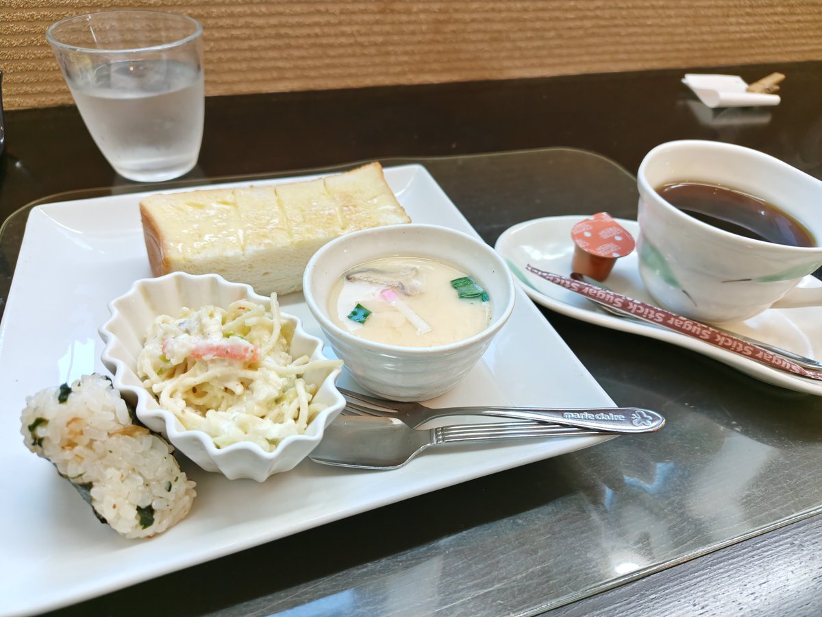 ruri_pposan's tweet photo. おはようございます。
出陣前の腹ごしらえ😋 https://t.co/4NX6GdR54y