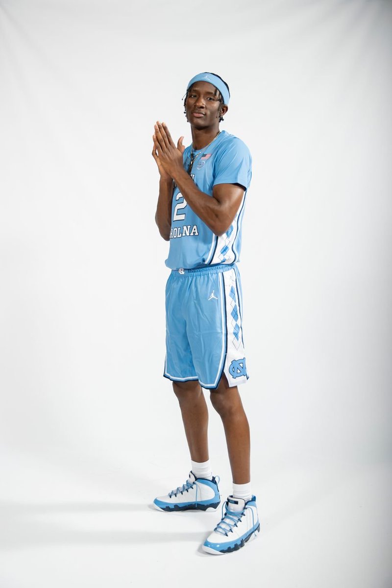 UNC_Basketball's tweet photo. Isaiah came to play, pacing the Heels with 10 points.

USC leads, 24-23 at the under 8. https://t.co/Ce2uRljV8R