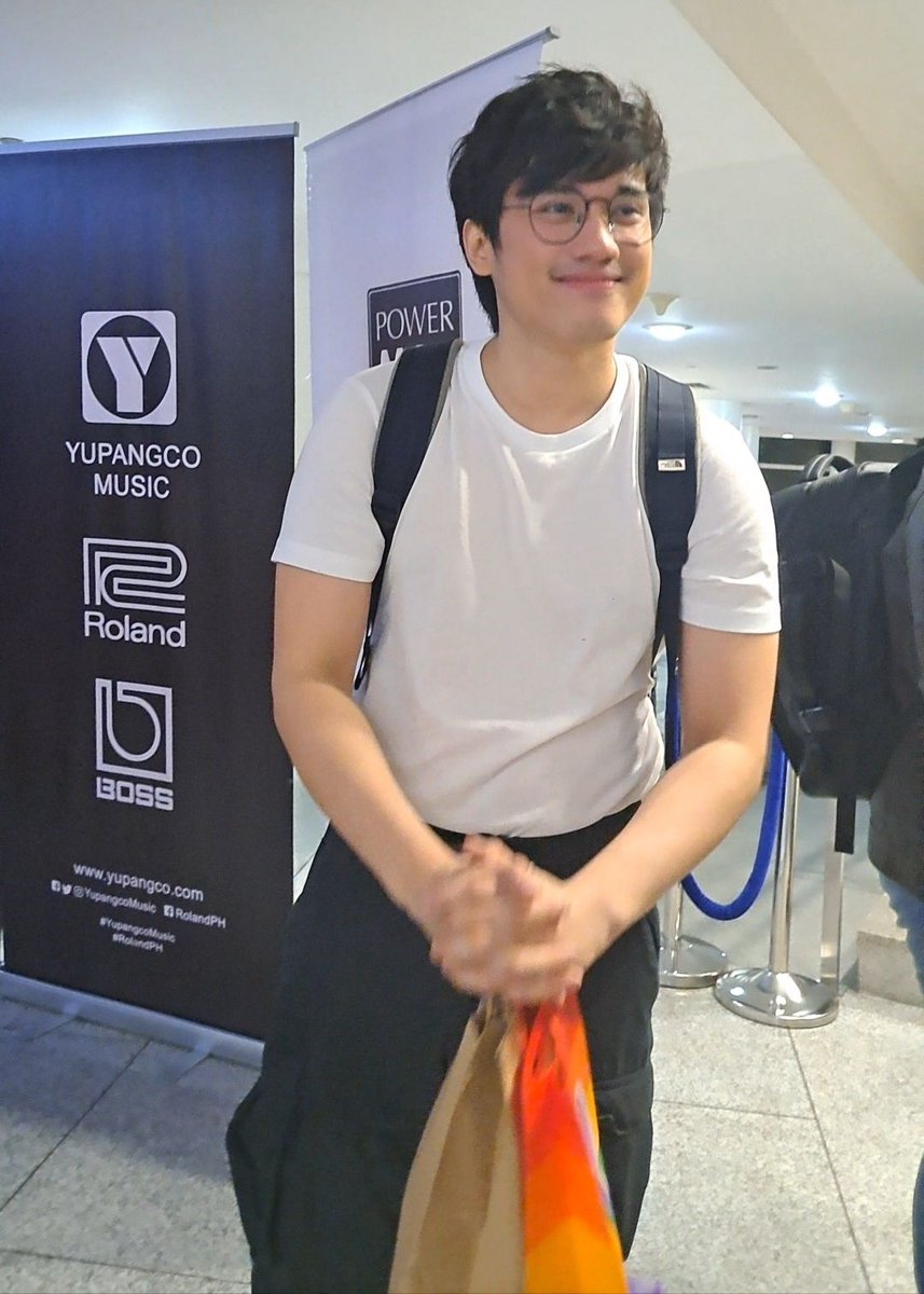 tristan_aguado's tweet photo. tristan x jason mendoza when https://t.co/g7sjnX9tAS