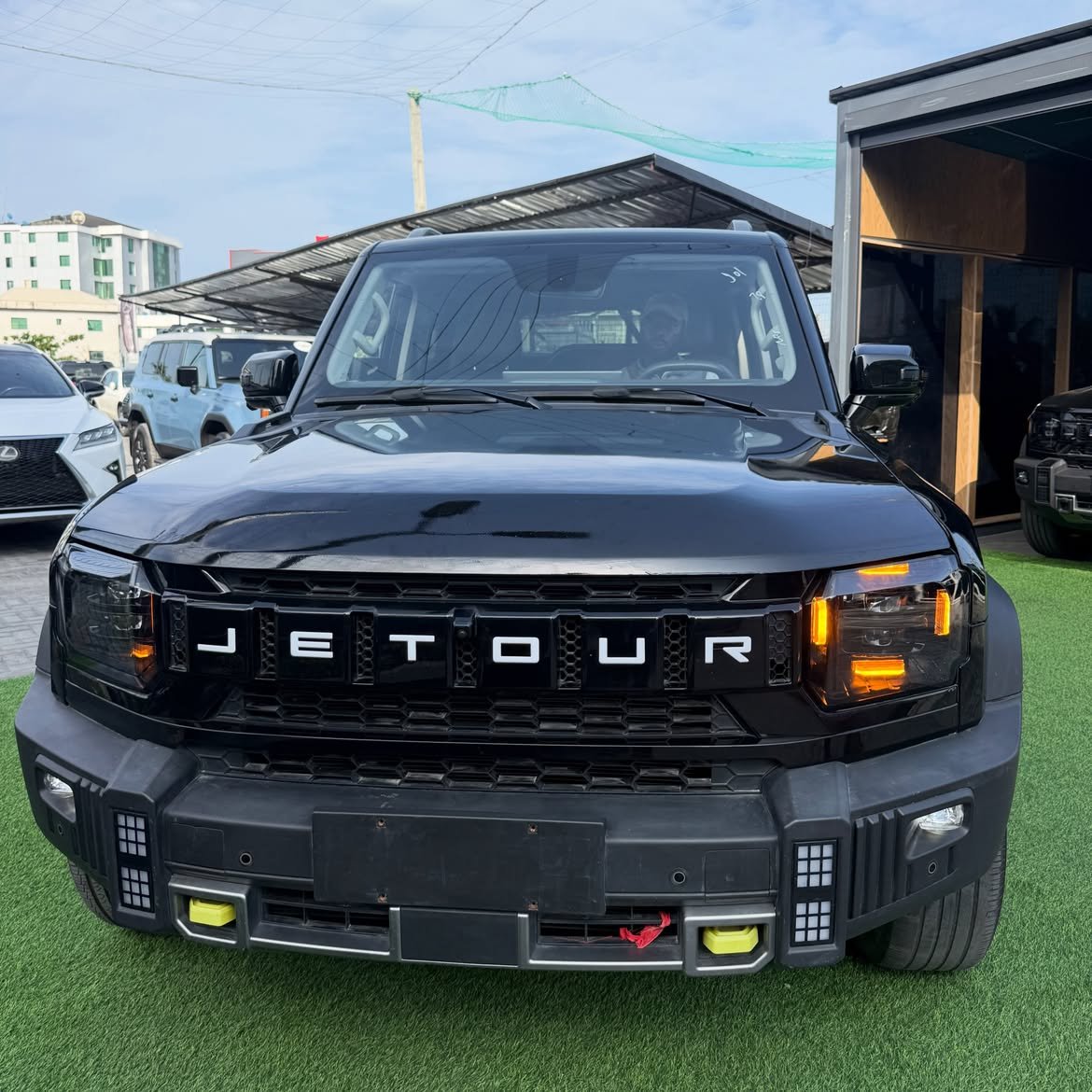 genesiscarhub's tweet photo. Year: 2024
Brand: Jetour 
Model: T2 (1.5L)

PRICE: 45M https://t.co/Tn5nyqopSB