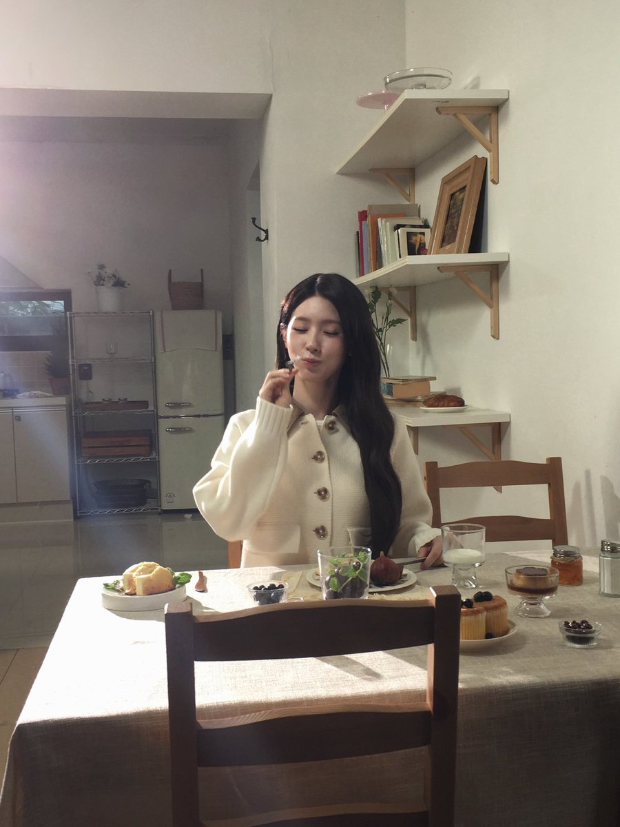 depotCMY's tweet photo. Morning dari aku!!  Jangan lupa sarapan🌻 https://t.co/ukGfR1Z6TX