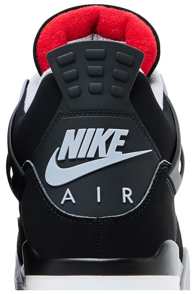 JustFreshKicks's tweet photo. RETAIL LOOK: Air Jordan 4 Retro "Bred" 🌹

• November 27th 
• MJ Face Box 
• Family sizing 
• OG hangtag 
• $230 https://t.co/UUQwEjYMj8