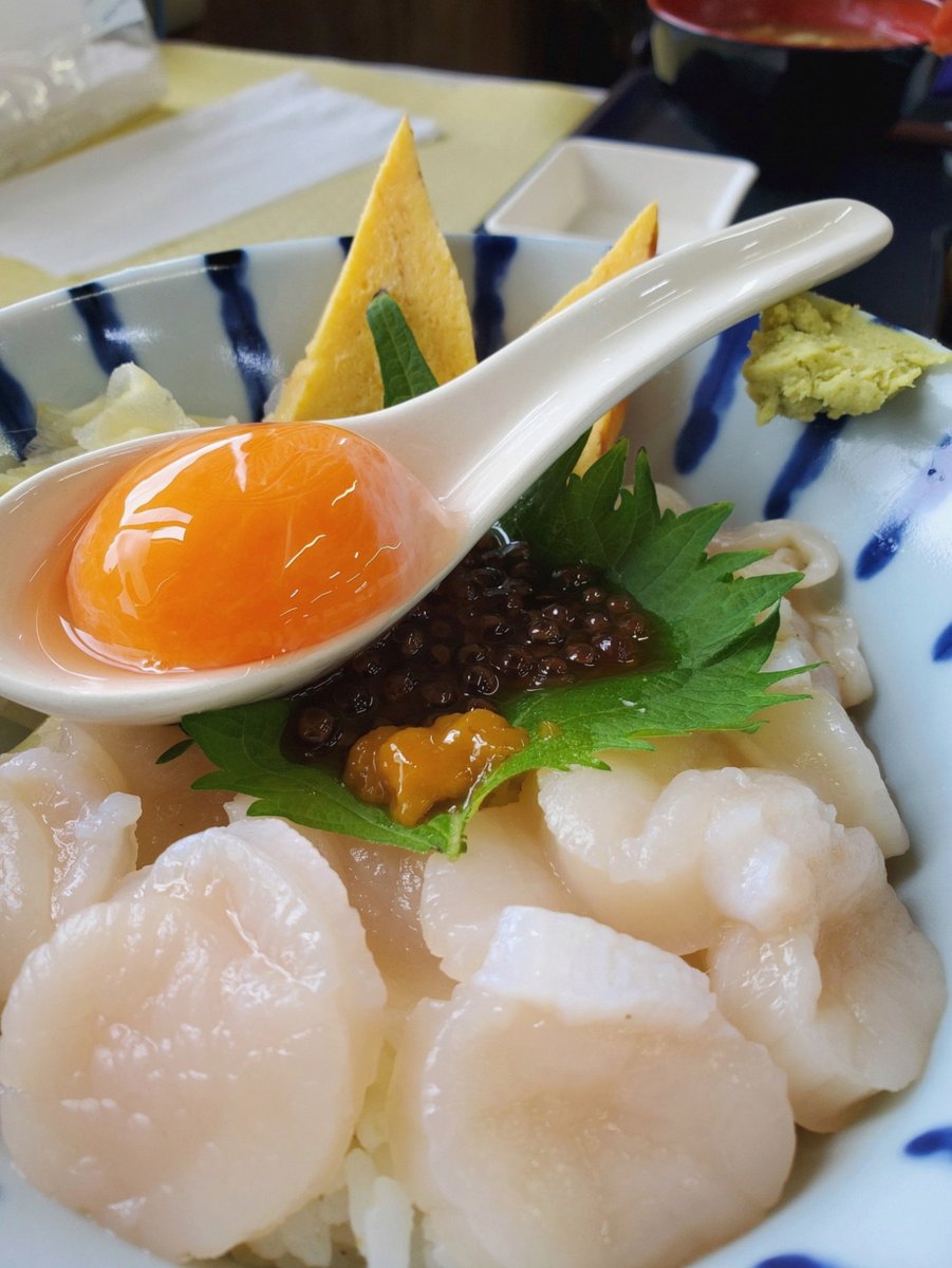 mrsmackell's tweet photo. 異動4日目、やることなさすぎてホワイト退勤 https://t.co/eP1LKSDfsE
