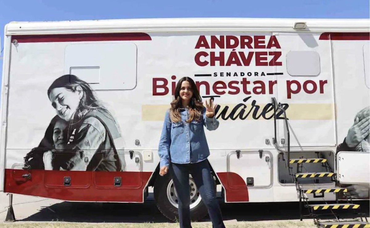 GlodeJo07's tweet photo. Oigan… ¿Andrea Chávez ya mandó sus ambulancias a ayudar o mínimo abrió la boca sobre las marchas de los trabajadores del IMSS en Ciudad Juárez, que están exigiendo mejores salarios, jubilaciones dignas y medicamentos e insumos para poder atender a los pacientes?

¿O desde que se le cayó lo de la gubernatura de Chihuahua ya le dio hueva seguir fingiendo que le importa el estado?