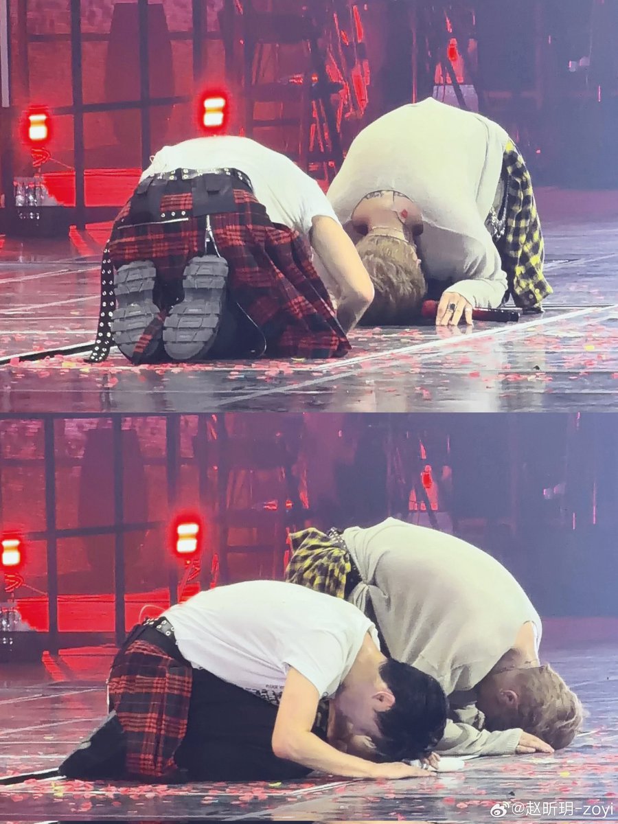 mybusybee0126's tweet photo. the comedy duo tour https://t.co/0b3ddzSzBv