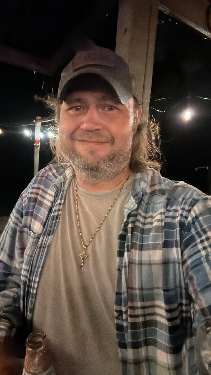 BLKTRN87's tweet photo. Thursday night: Gig at my favorite outdoor venue! 🎺
Friday night: hurricane… timing “porch sodas” between rain bands. 🍺

Deal… https://t.co/o3h8O2pESS