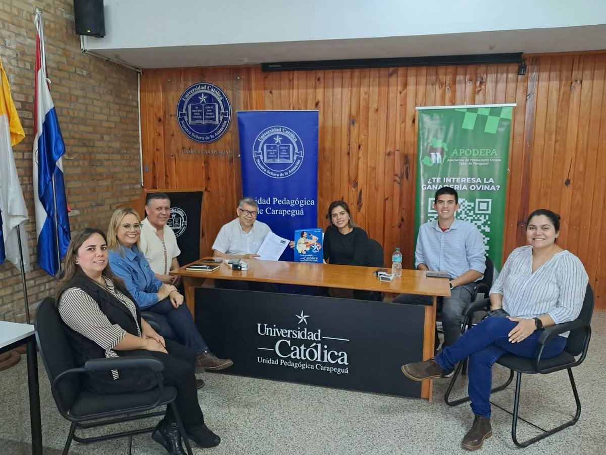 UccRedes's tweet photo. ✨🤝 Nueva alianza académica

Hoy firmamos un acuerdo con APODEPA, la Asociación de Productores Ovinos de Paraguarí 🐑, para impulsar juntos proyectos de:
📚 Capacitación
🔬 Investigación científica
🎓 Prácticas y pasantías
🎤 Eventos académicos y extensión universitaria https://t.co/Nz6d8MNlVm