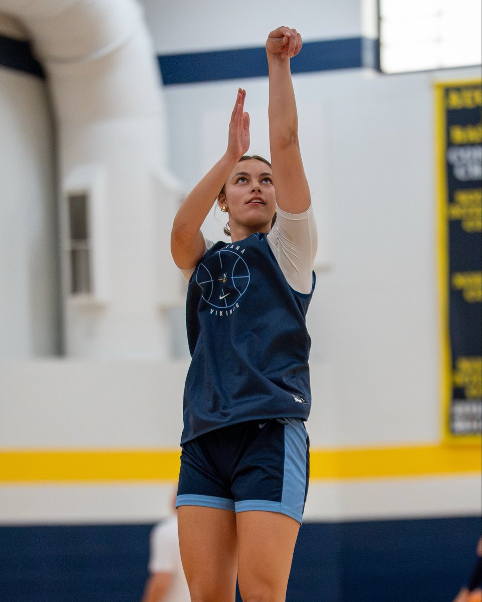 AugieWBB's tweet photo. Back in Business 🗣️ 🤝

#BuildingChampions ⚔️ https://t.co/GcpdYXMFRX
