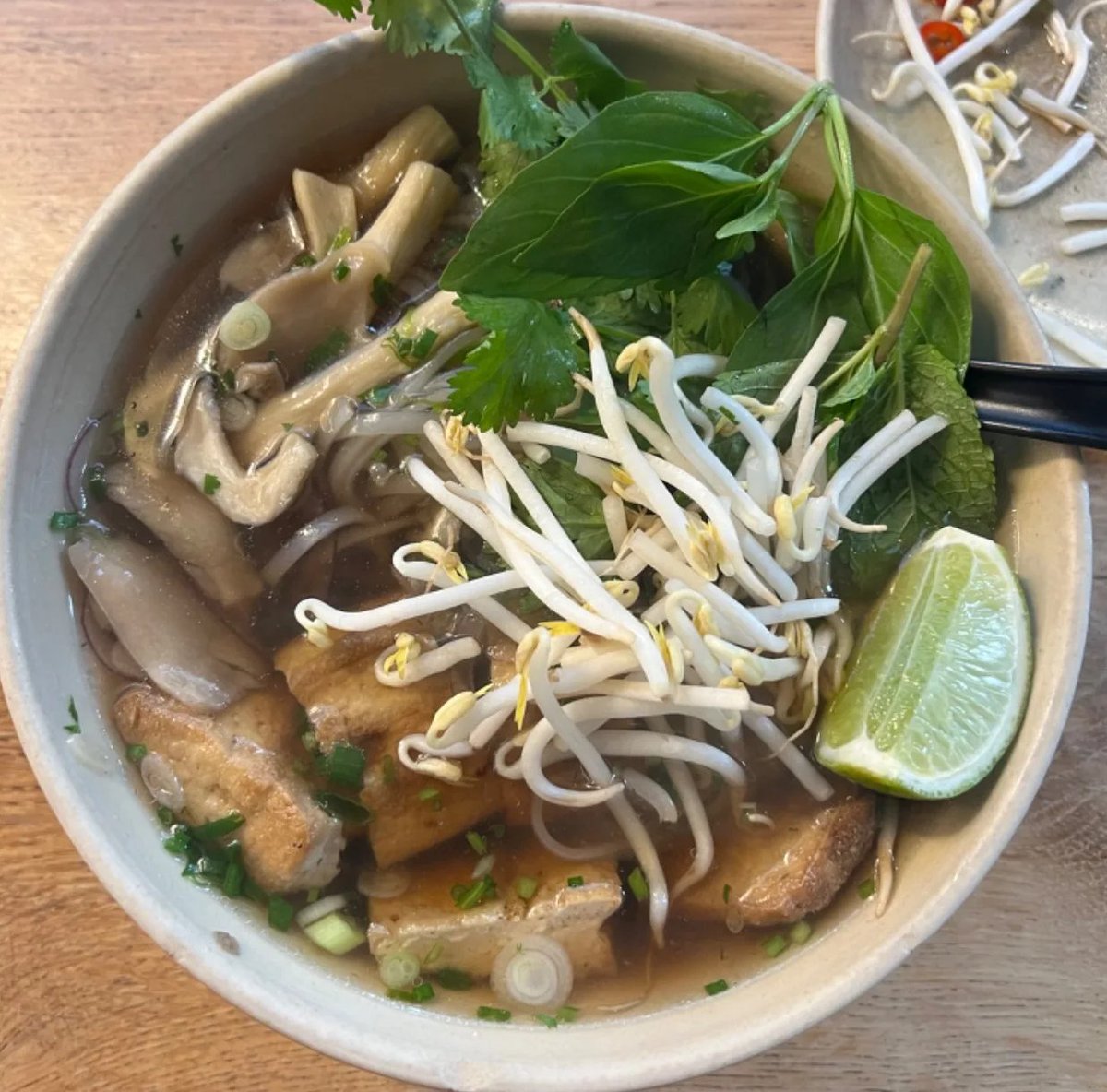 YanethChinaucv's tweet photo. needed this pho so bad https://t.co/fA0BedNJid