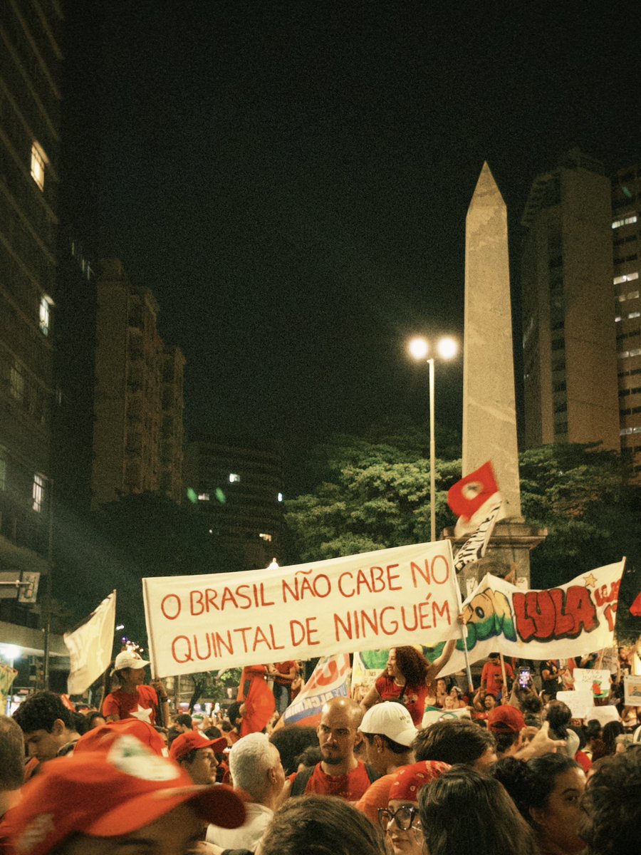 relicariojao's tweet photo. A PRAÇA SETE VIROU LULA https://t.co/md0zzwiVI0