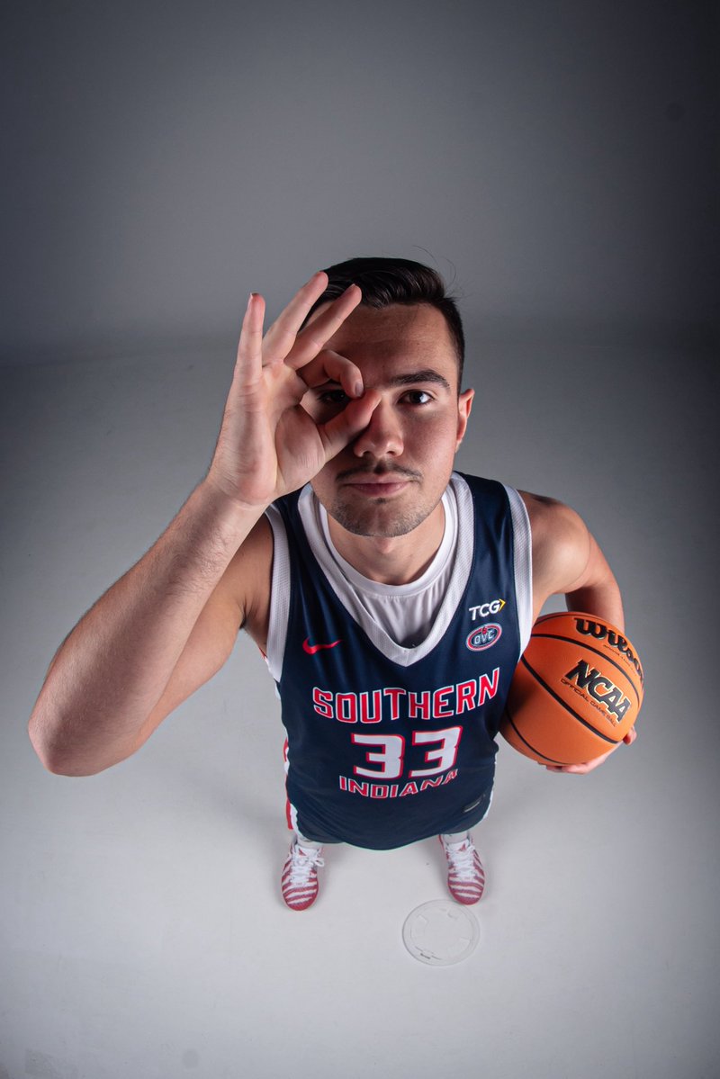 USI_Basketball tweet picture